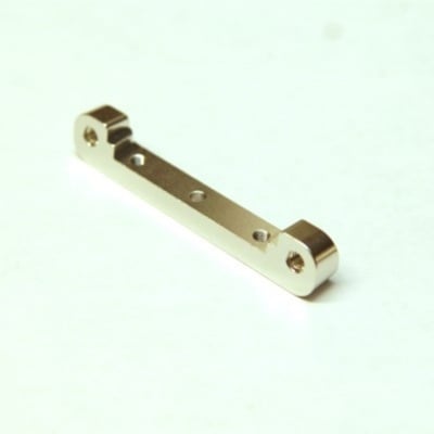 SPTSTR330379S ALUMINUM FRONT UPPER SUSPENSION BLOCK FOR ARRMA INFRACTION, LIMITLESS: SILVER