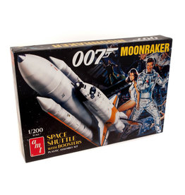 AMT AMT1208 1/200 MOONRAKER SHUTTLE W/BOOSTERS JAMES BOND