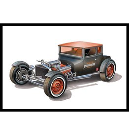 AMT AMT1167 1/25 1925 FORD T CHOPPED PLASTIC MODEL KIT