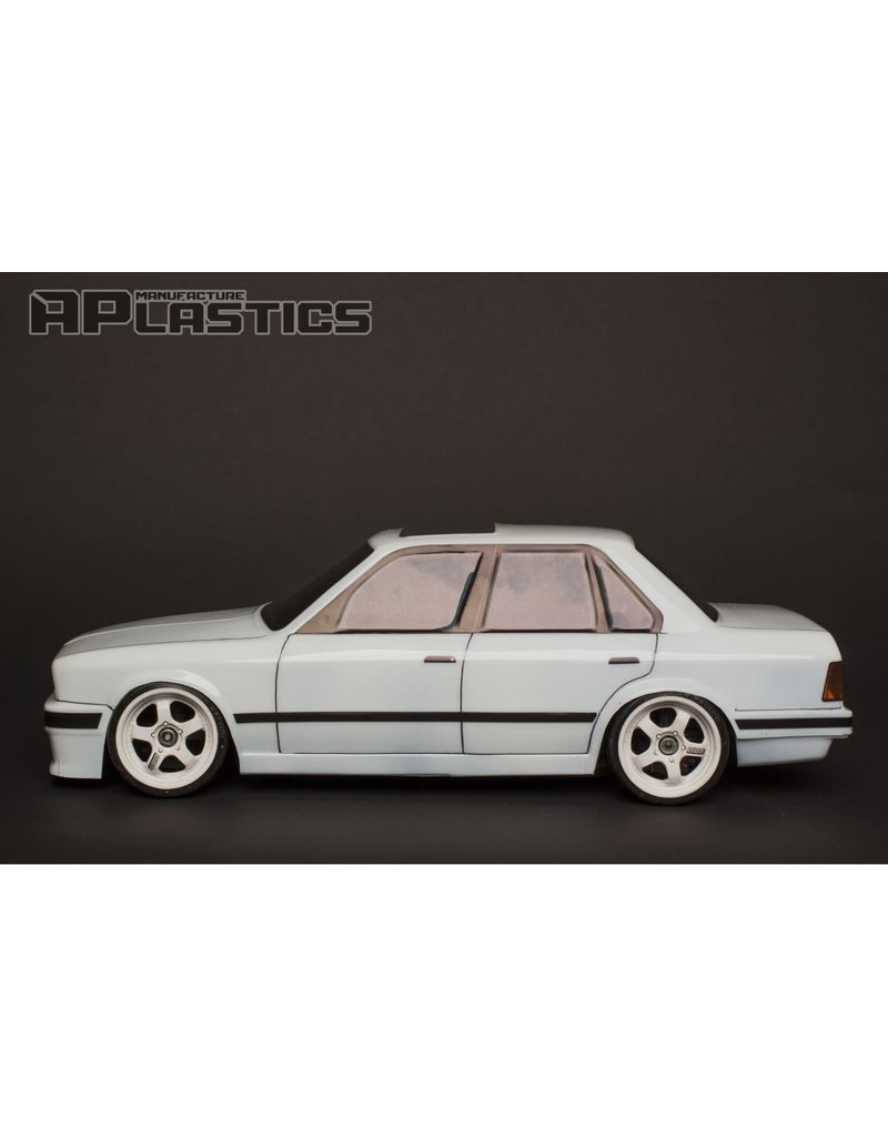APLASTICS APS0003 1/10 BMW E30 SEDAN BODY: CLEAR