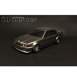 APLASTICS APS0005 1/10 BMW E34 SEDAN BODY: CLEAR