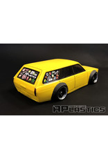 APLASTICS APS0017 1/10 DATSUN 510 WAGON W/ WIDE BODY CLEAR BODY