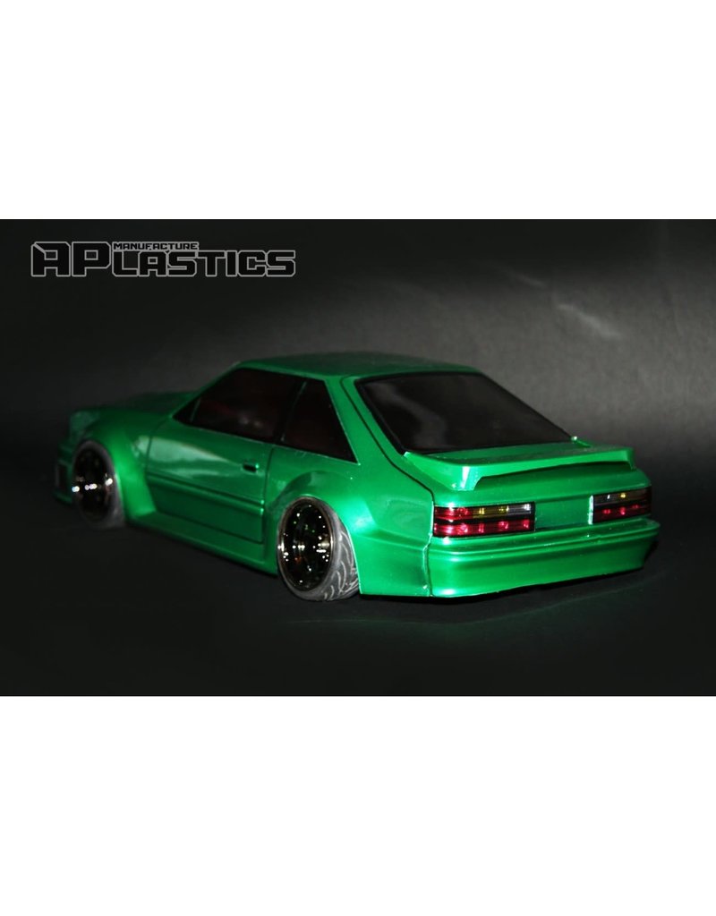 APLASTICS APS0021 1/10 FORD MUSTANG FOXBODY (H.C.W.B. STANG)