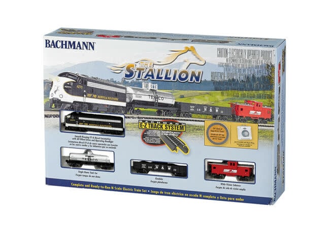 BAC24025 N THE STALLION TRAIN SET