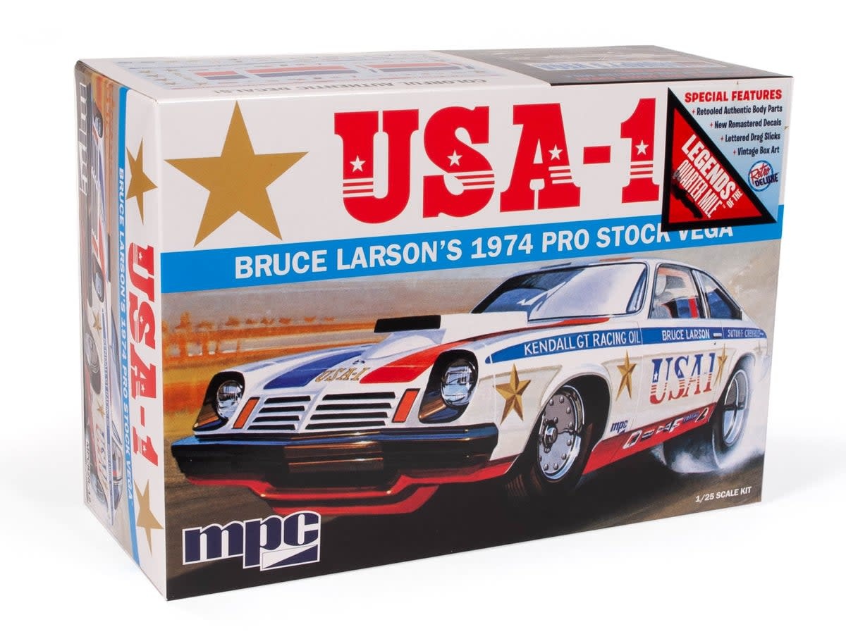 MPC828 1/25 BRUCE LARSON USA-1 PRO STOCK VEGA