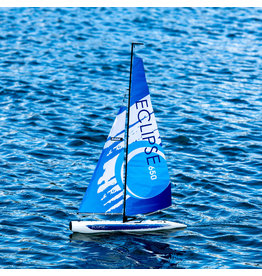 RAGE RC RGRB1302 ECLIPSE 650 SAILBOAT RTR