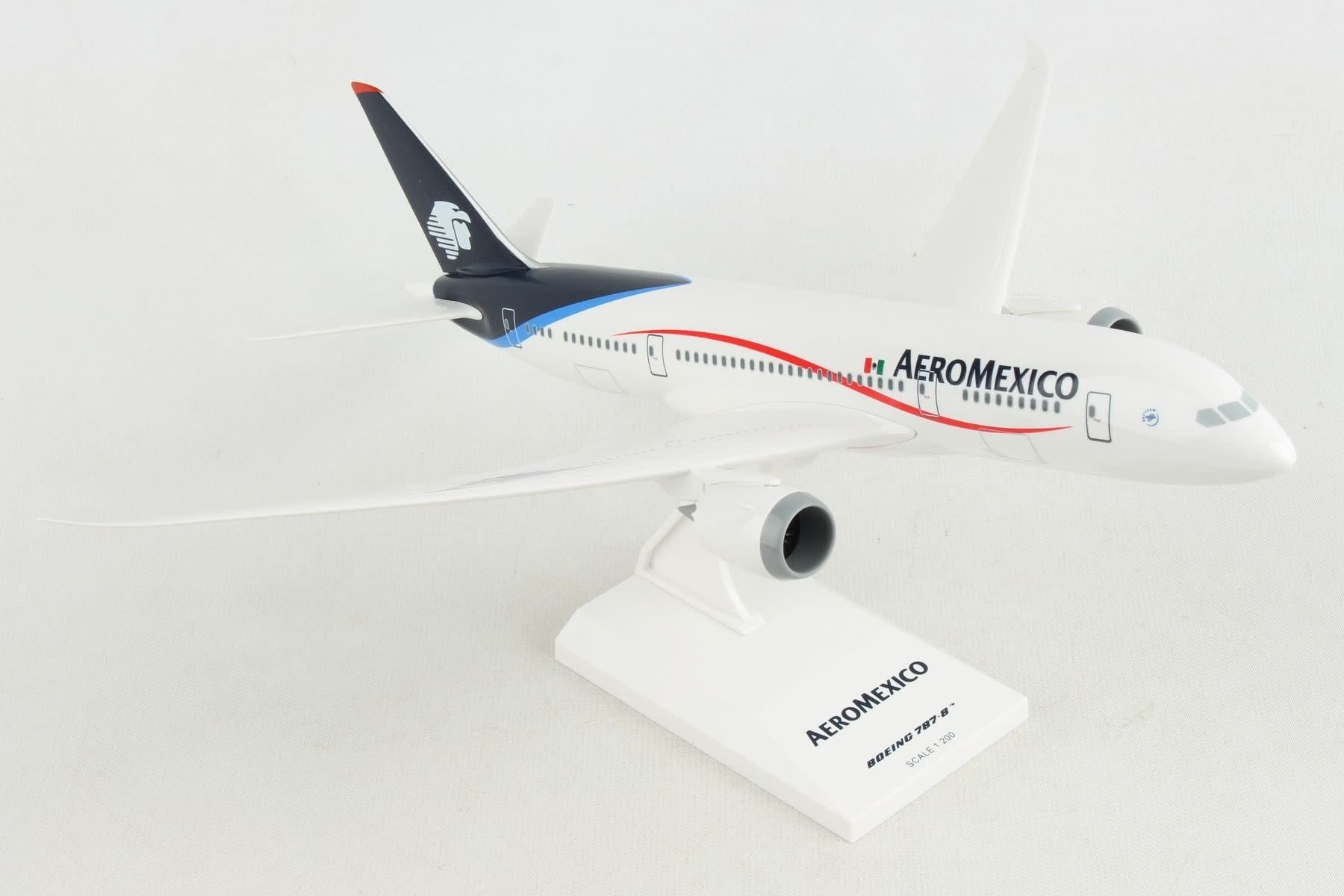 SKR335 1/200 AEROMEXICO 787-8