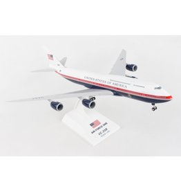 SKYMARKS SKR1076 1/200 AIR FORCE ONE 747-8I W/ GEAR