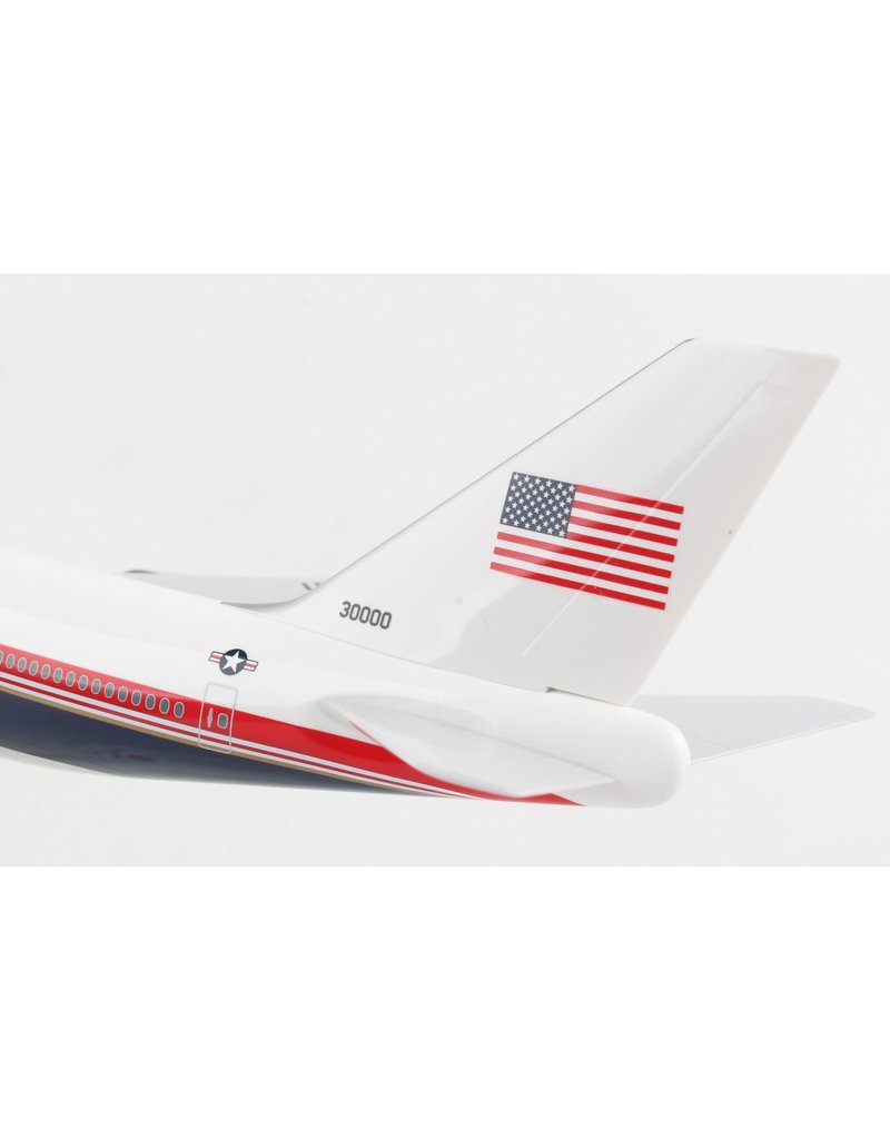 SKYMARKS SKR1076 1/200 AIR FORCE ONE 747-8I W/ GEAR