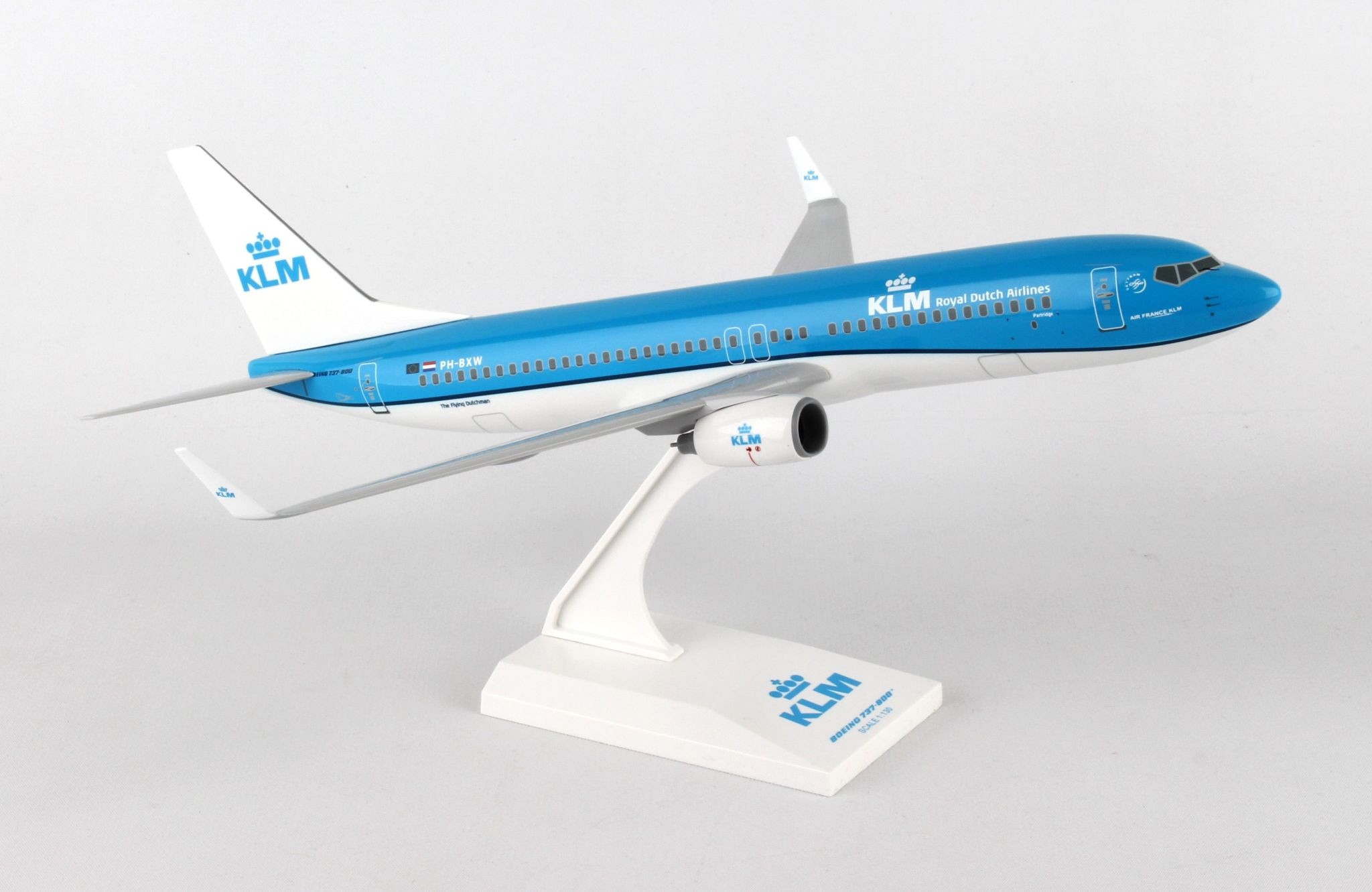 skymarks-skr844-1-130-klm-737-