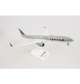 SKYMARKS SKR1014 1/200 QATAR 777-9 W/ GEAR & FLEX WINGTIPS