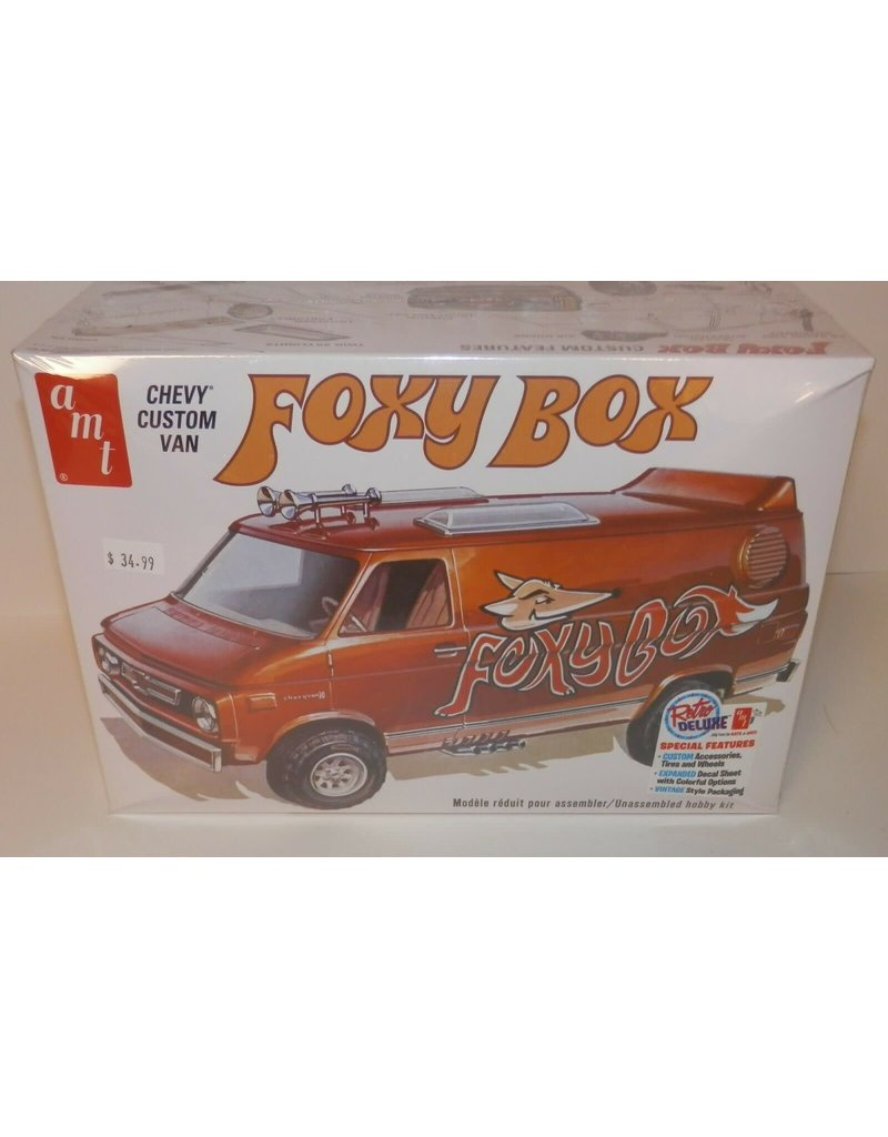 AMT AMT1265 1/25 1975 CHEVY VAN FOXY BOX PLASTIC MODEL KIT