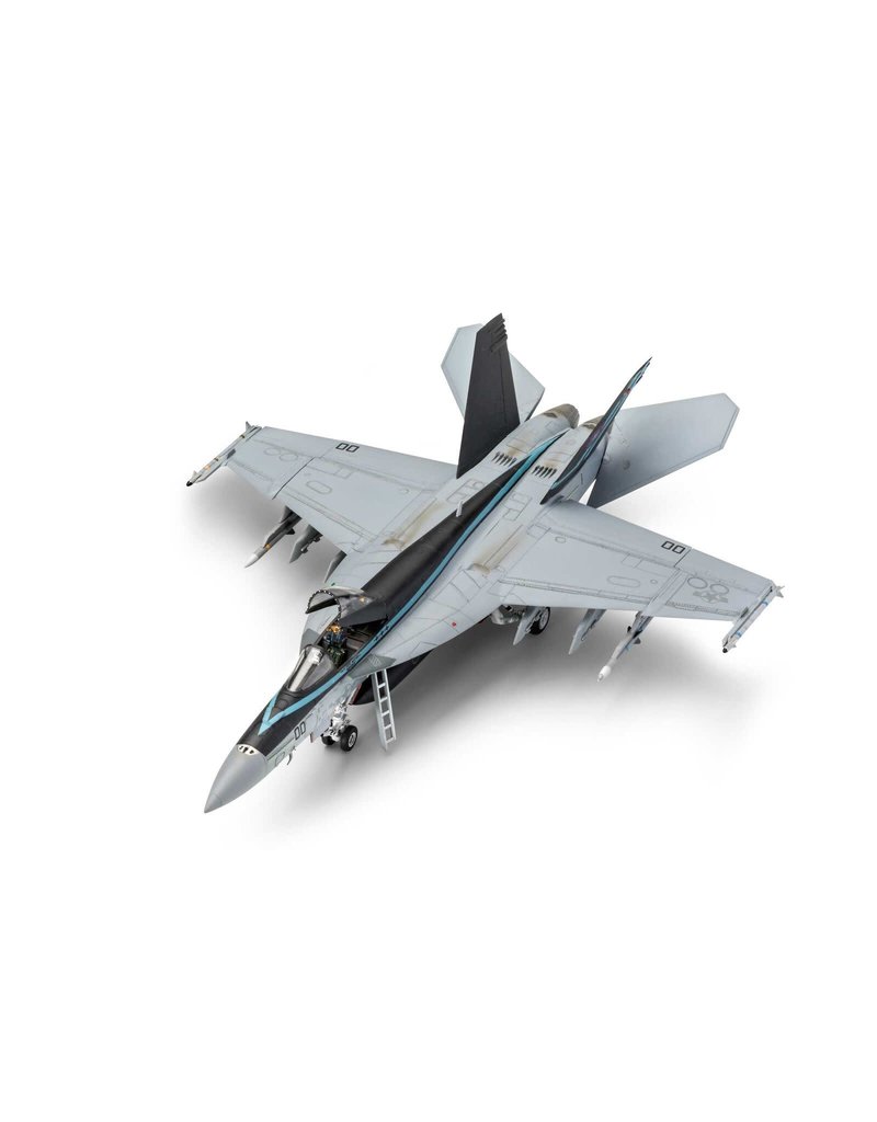 REVELL RVL05677 1/72 TOP GUN MOVIE SET PLASTIC MODEL KIT