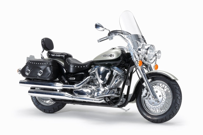 TAM14135 1/12 YAMAHA XV1600 ROAD STAR CUSTOM PLASTIC MODEL KIT
