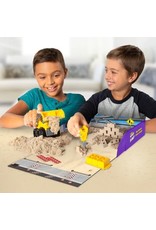 KINETIC SAND SPNM6044178 KINETIC SAND DIG & DEMOLISH TRUCK PLAYSET