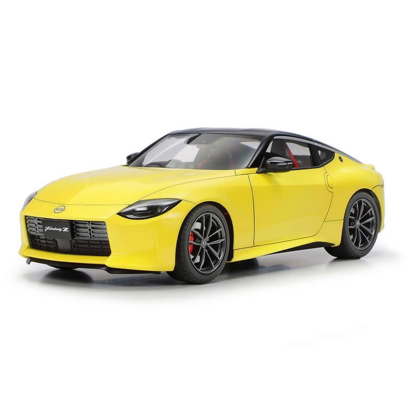 TAM24363 1/24 NISSAN Z PLASTIC MODEL KIT