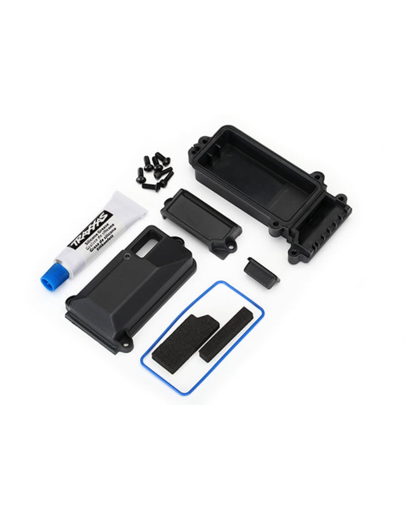TRAXXAS TRA8224 BOX, RECEIVER (SEALED)/ WIRE COVER/ FOAM PADS/ SILICONE GREASE/ 3X8 BCS (5)/ 2.5X8 CS (2)