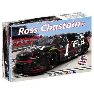 SJMTHC2022RCT 1/24 TRACKHOUSE RACING ROSS CHASTAIN 2022 CAMARO PLASTIC MODEL KIT