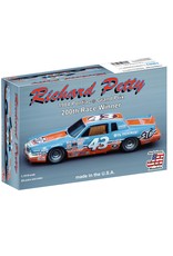 SALVINO'S JR MODELS SJMRPGP1984D 1/24 RICHARD PETTY 1984 PONTIAC GRAND PRIX 200TH RACE WINNER PLASTIC MODEL CAR KIT