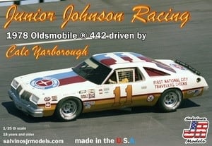 SJMJJO1978B 1/25 JUNIOR JOHNSON RACING 1978 OLDSMOBILE 442, DRIVEN BY CALE YARBOROUGH PLASTIC MODEL KIT