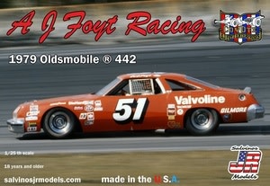 SJMAJO1979D 1/24 AJ FOYT RACING 1979 OLDSMOBILE 442 PLASTIC MODEL KIT