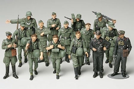 TAM32530 1/48 WWII GERM INFANTRY-MANUE PLASTIC MODEL KIT