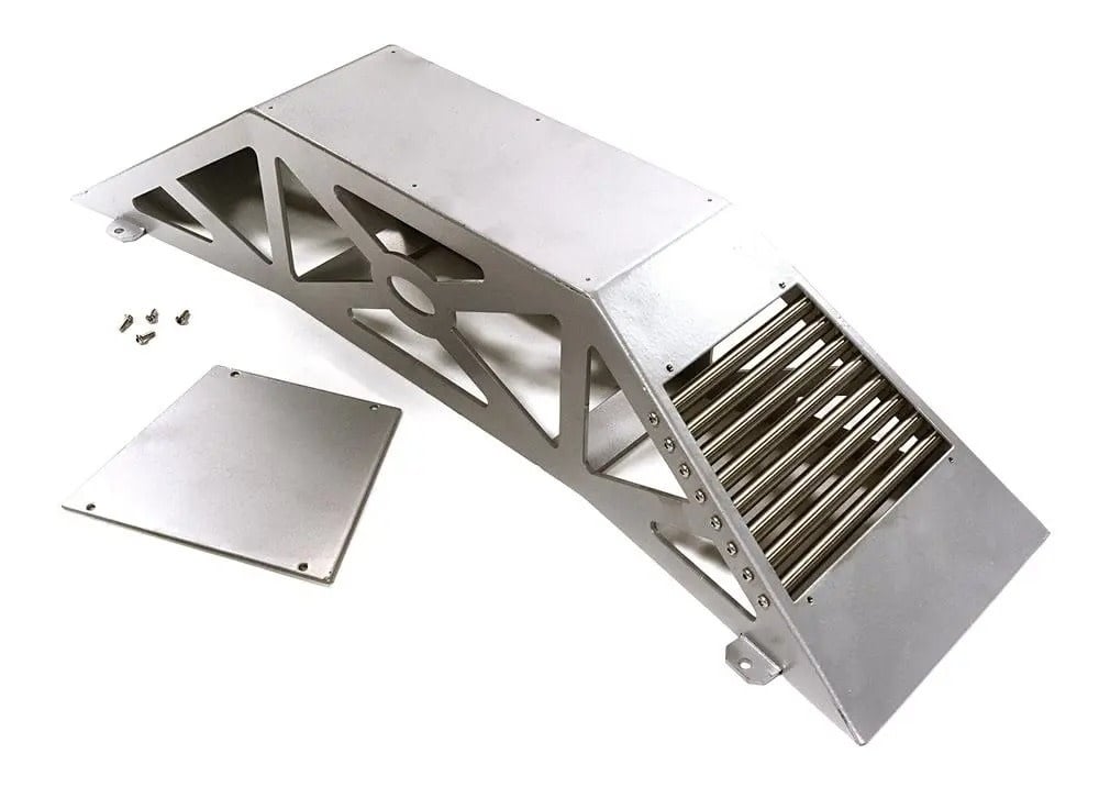 INTC28120SILVER REALISTIC HEAVY DUTY DISPLAY RAMP 375MMX100MMX75MM 1/10 SCALE: SILVER