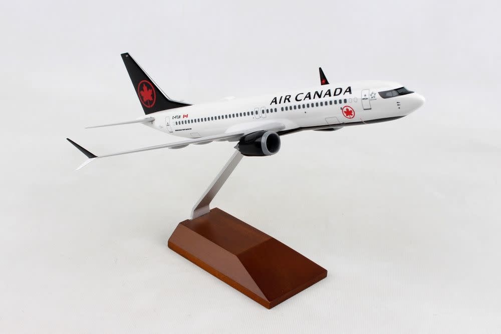 SKR5158 1/130 AIR CANADA W/W 737-MAX8