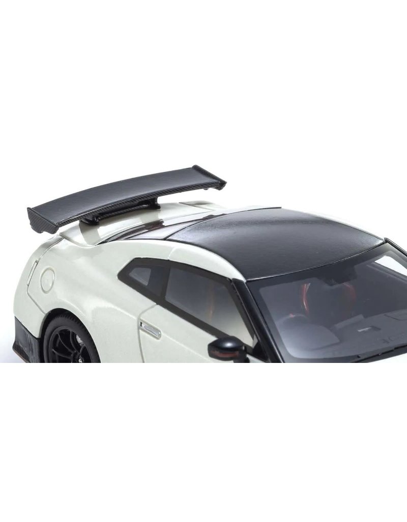 KYOSHO KYPKSR43108W 1/43 SCALE NISSAN GT-R NISMO 2022 WHITE