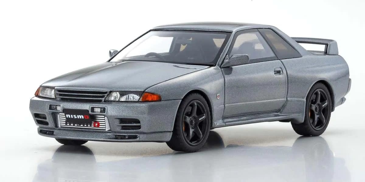 KYOKSR43104GR 1/43 SCALE NISSAN SKYLINE GT-R R32 NISMO GRAND