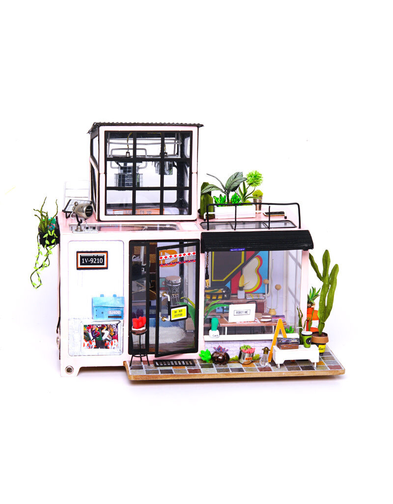 ROBOTIME ROEDG130 DIY MINIATURE HOUSE: KEVIN'S STUDIO