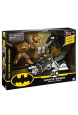 DC COMICS SPNM6055294 BATMAN BATYCLE: MOTO TANK BANE VS BATMAN