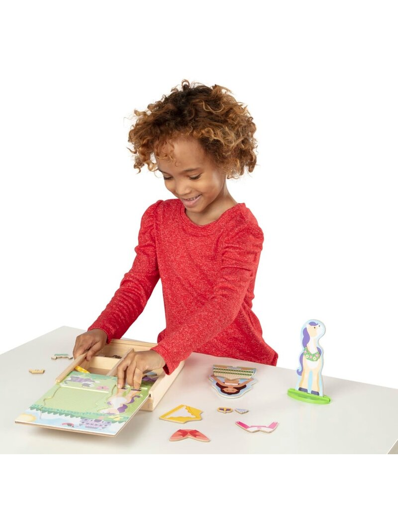 MELISSA & DOUG MD30320 MERMAID MAGNETIC DRESS-UP PLAY SET