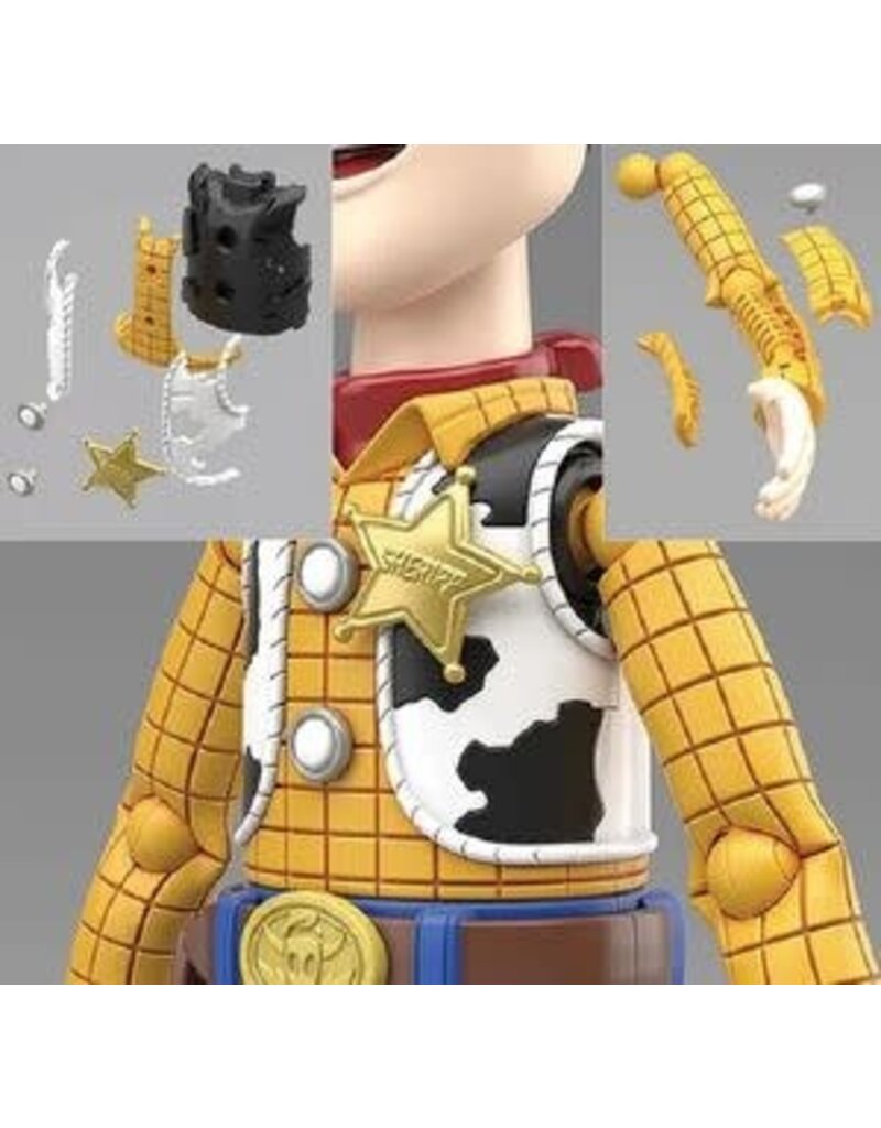 BANDAI BAS2475030 WOODY "TOY STORY"