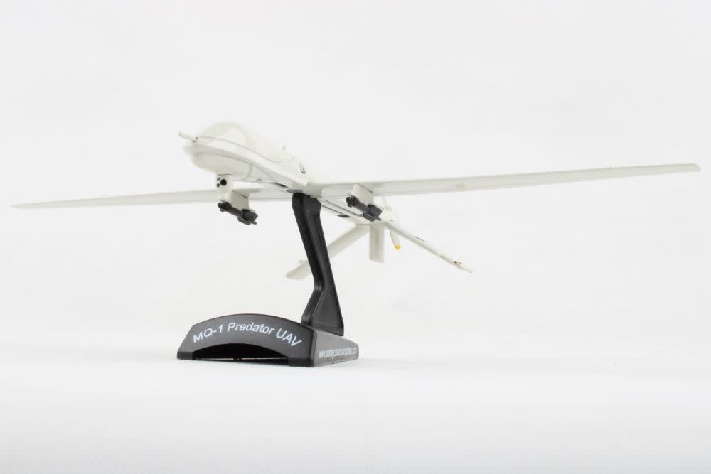 PS5567 PREDATOR RQ1 1/87