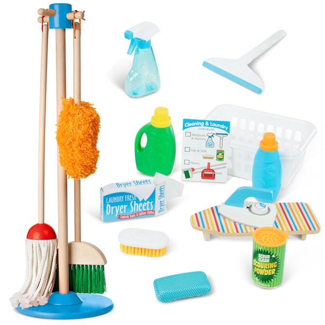 MD93620 DELUXE CLEANING AND LAUNDRY PLAY SET