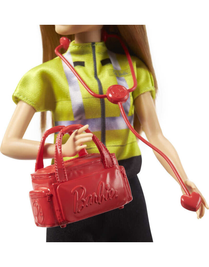 BARBIE MTL DVF50/GYT28 BARBIE PARAMEDIC