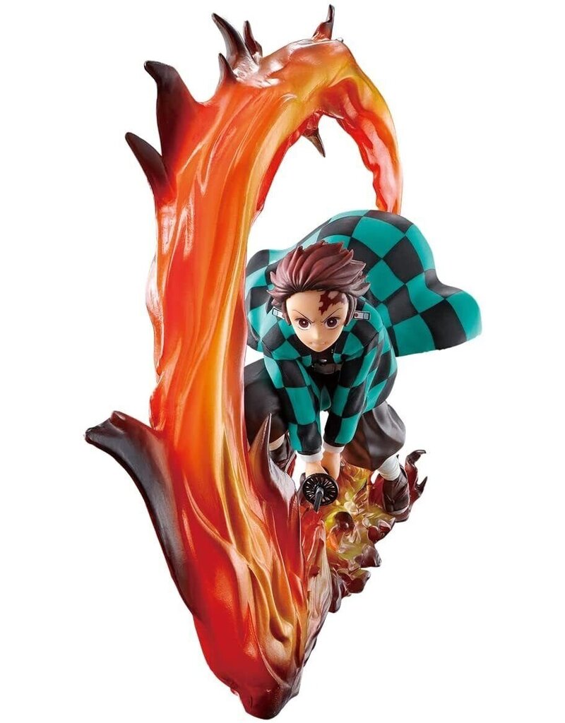 BANDAI BAS60174 TANJIRO KAMADO (SHAKE THE SWORD BURN YOUR HEART) "DEMON SLAYER: KIMETSU NO YAIBA"