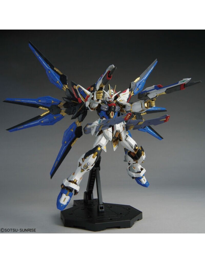BANDAI BAS2583176 MGEX ZGMF-X20A STRIKE FREEDOM GUNDAM "GUNDAM SEED" 1/100
