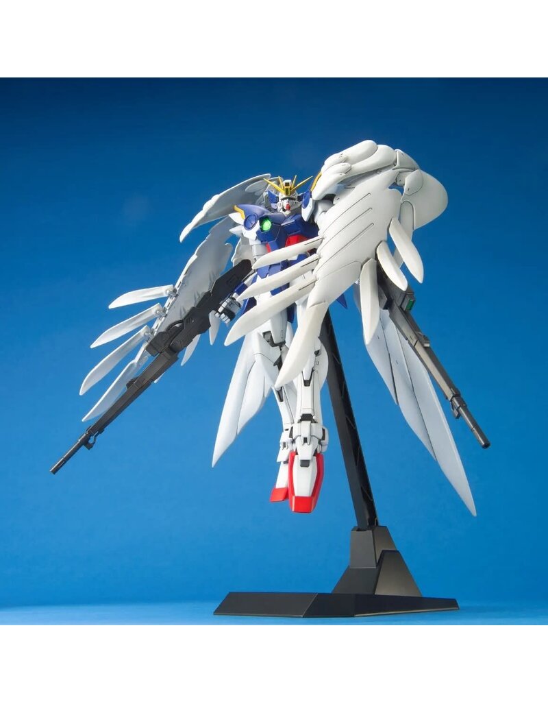 BANDAI *BAS1129454 MG 1/100 WING GUNDAM ZERO (EW) "GUNDAM WING: ENDLESS WALTZ" PLASTIC MODEL KIT