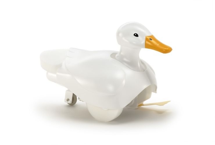 TAM70257 WALKING & SWIMMING DUCK PLASTIC MODEL KIT