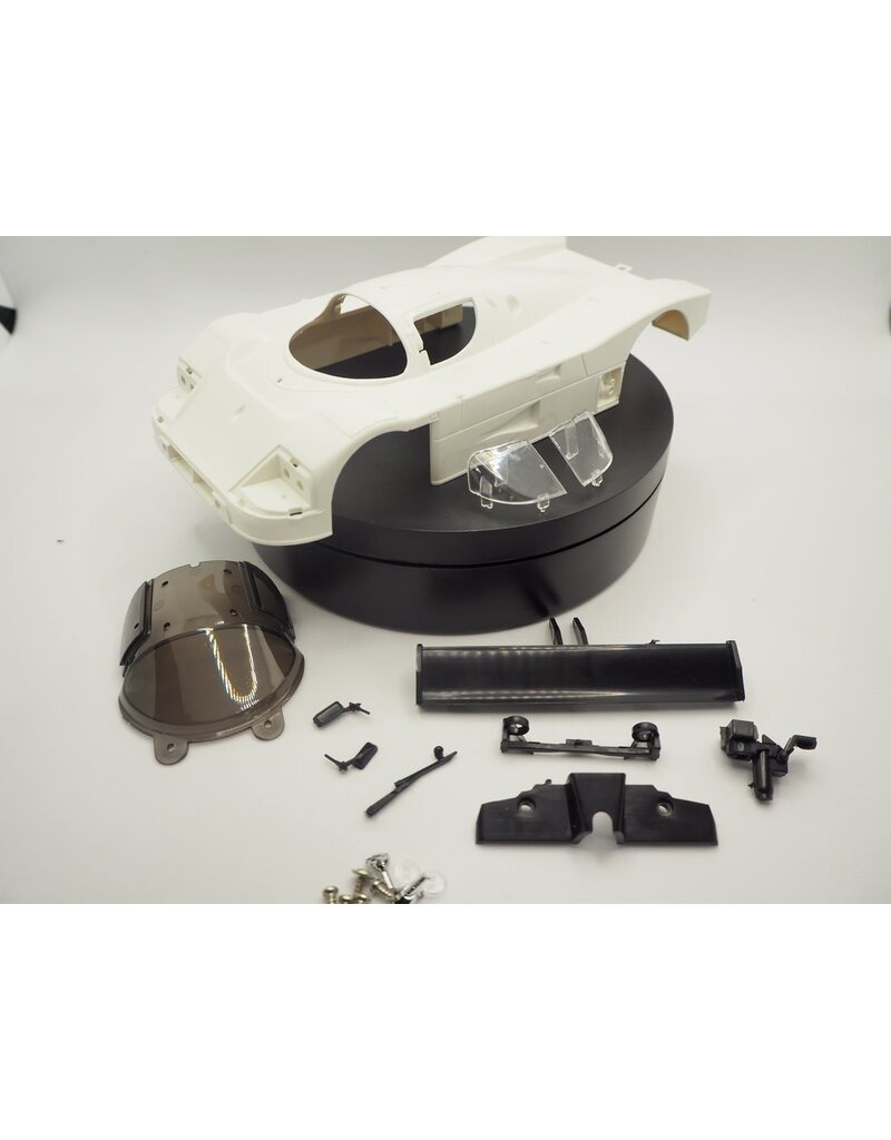 SILVER HORSE SHRC C9 SAUBER LM 102MM BODY: UNPAINTED