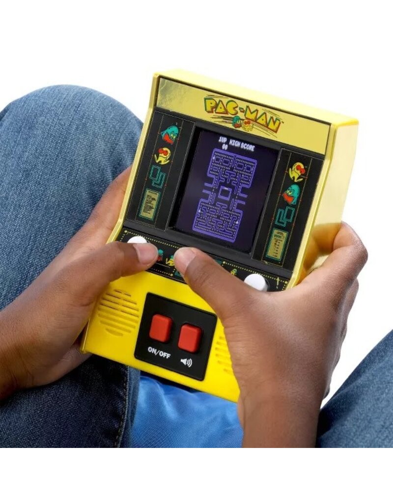BASIC FUN 09559 PAC-MAN CLASSIC ARCADE GAMEPLAY