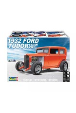 REVELL RMX14553 1/25 1932 FORD TUDOR SEDAN 2 IN 1 PLASTIC MODEL KIT