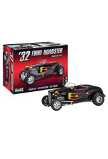 REVELL RMX854524 1/25 1932 FORD ROADSTER PLASTIC MODEL KIT