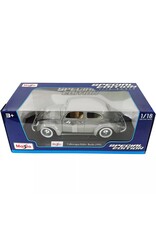 MAISTO MAISTO 31705 1/18 SCALE DIE CAST VOLKSWAGON KAFER- BEETLE 1955