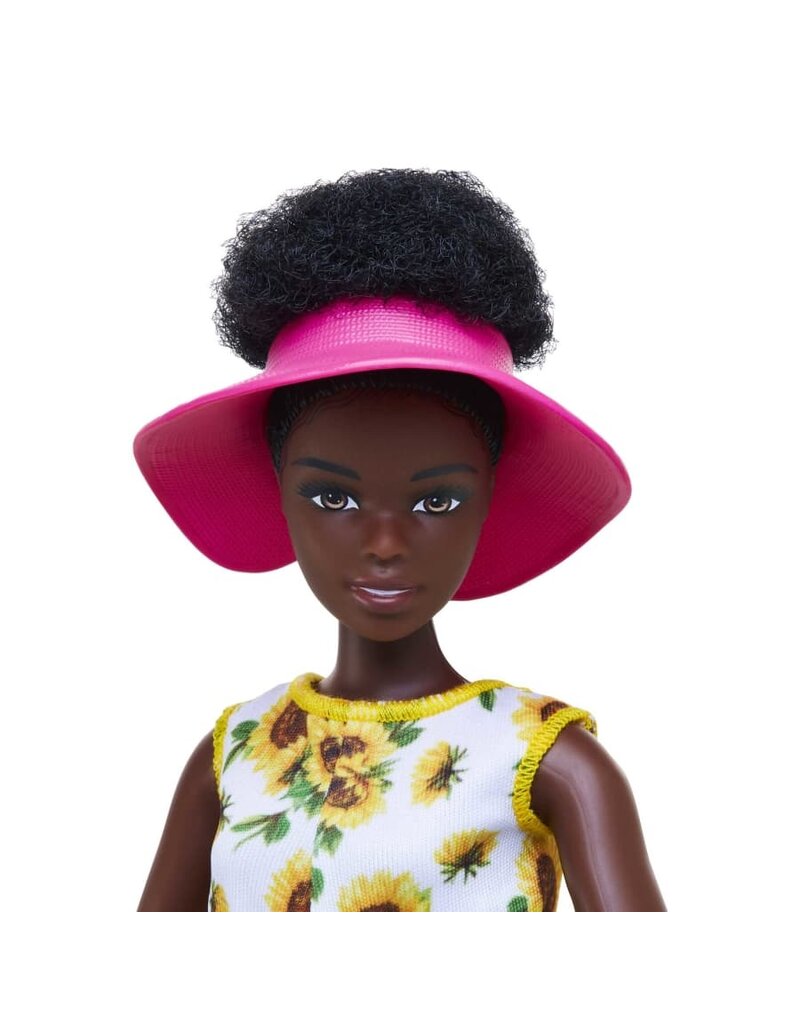 BARBIE MTL HCD45 BARBIE AND GARDEN PLAYSET