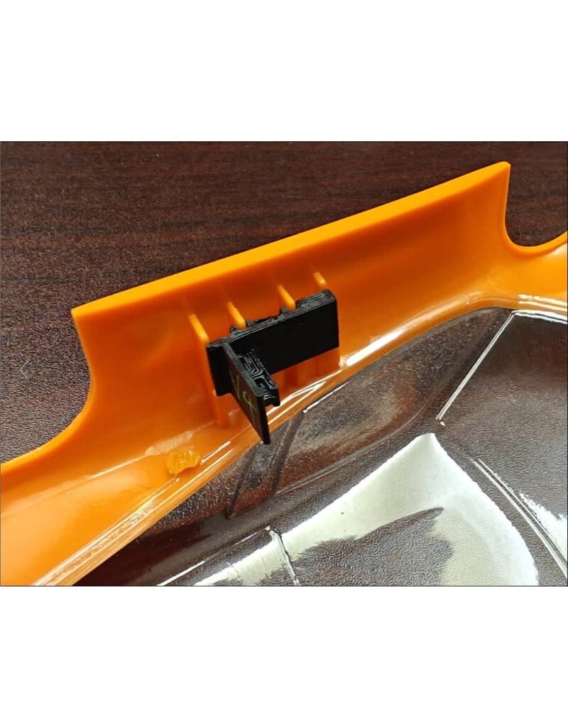 PN RACING KEN PN600524RX C9 ABS BODY SIDE CLIP FOR REFLEX AND MWX CHASSIS