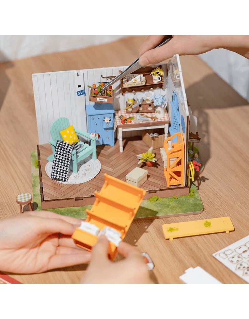 ROBOTIME ROEDG163 DREAMY GARDEN HOUSE