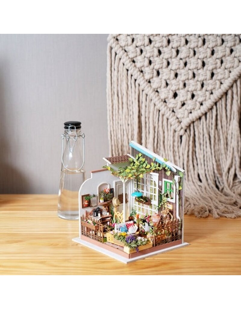 ROBOTIME ROEDG108 DIY HOUSE; MILLER'S FLOWER GARDEN